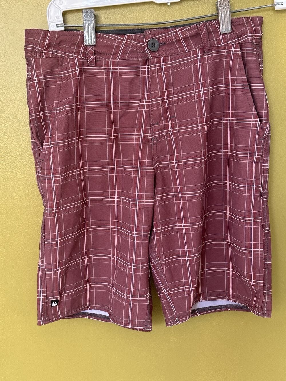 MIC ROS boys shorts burgundy with white stripe. Size 12